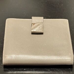 Sold! Women’s Salvatore Ferragamo Hug Wallet, Compact, Gray, Calfskin